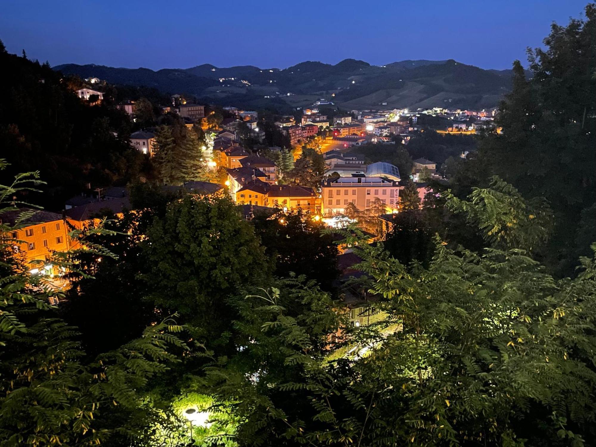 Novecento Luxury&Spa Residence 4 Stelle Montese Exteriér fotografie